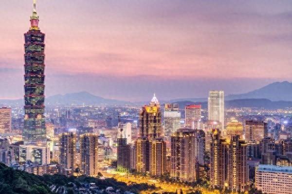 福建千山万水，古韵新篇映繁华